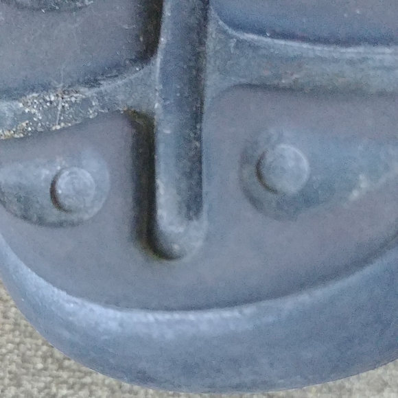 Moccasins, size 8, black and cream color in great conditions - Picture 11 of 12